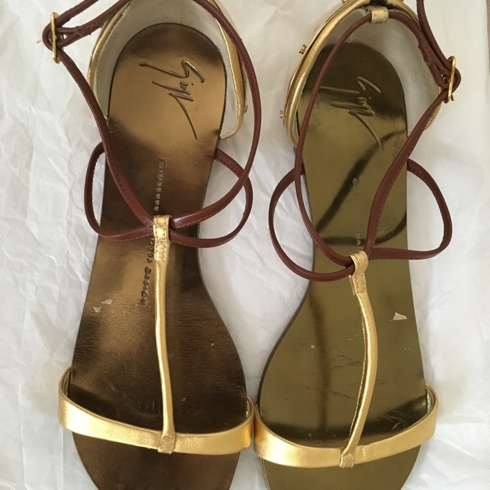 *SOLD* Giuseppe Zanotti Metal Plated Flat Sandals - Picture 2 of 6